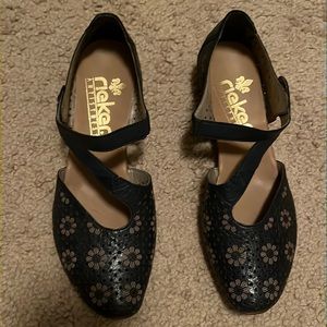 New never worn Rieker antistress heels